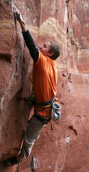 Niels essaye un 8b+/c au Gauxberg